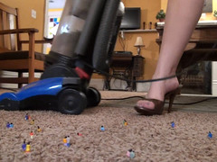 vacuuming_the_rug05